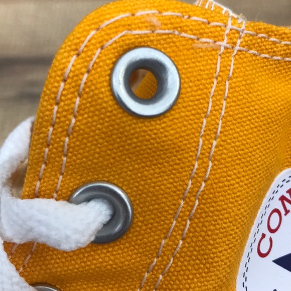 CONVERSE HIGH TOP BRAND NEW - Picture 8 of 14